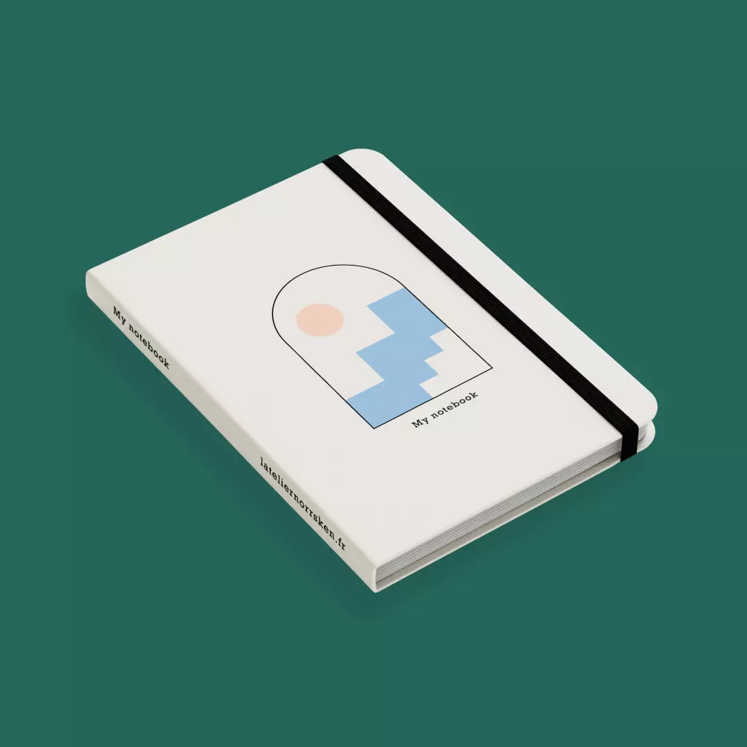 Carnet de note avec une illustration géométrique sur la couverture